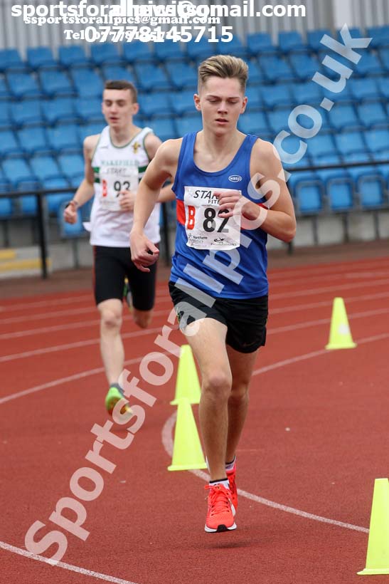 Mens under-17s 3 stage relay, Northern Senior 6 and 4 and Junior Stage Road Relays, SportsCity, Manchester. Photo:  David T. Hewitson/Sports for All Pics